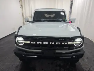 Ford Bronco 2023 4x4 Outer Banks 4dr SUV
