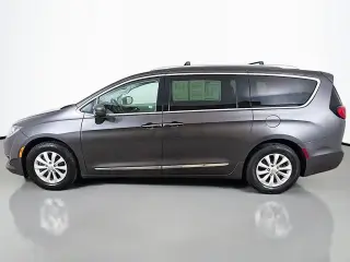 Chrysler Pacifica 2019 Touring L 35th Anniversary 4dr Mini-Van