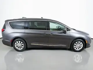 Chrysler Pacifica 2019 Touring L 35th Anniversary 4dr Mini-Van