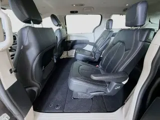 Chrysler Pacifica 2019 Touring L 35th Anniversary 4dr Mini-Van