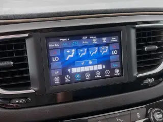 Chrysler Pacifica 2019 Touring L 35th Anniversary 4dr Mini-Van