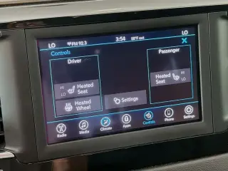 Chrysler Pacifica 2019 Touring L 35th Anniversary 4dr Mini-Van