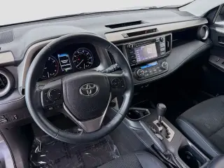 Toyota RAV4 2016 AWD XLE 4dr SUV