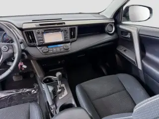 Toyota RAV4 2016 AWD XLE 4dr SUV