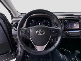 Toyota RAV4 2016 AWD XLE 4dr SUV