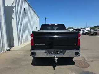 Chevrolet Silverado 1500 2022 4x4 LT 4dr Crew Cab 5.8 ft. SB w/2FL