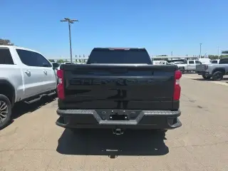 Chevrolet Silverado 1500 2023 4x2 Custom 4dr Crew Cab 5.8 ft. SB
