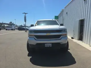 Chevrolet Silverado 1500 2018 4x4 Custom 4dr Crew Cab 5.8 ft. SB