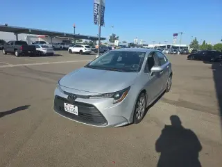 Toyota Corolla 2024 LE 4dr Sedan