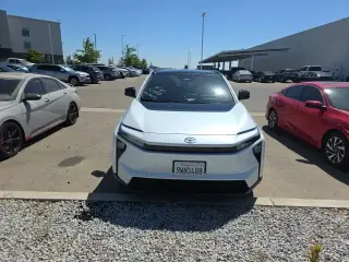 Toyota bZ 2026 Limited 4dr Crossover