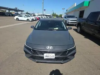 Hyundai ELANTRA 2024 Limited 4dr Sedan