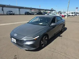 Hyundai ELANTRA 2024 Limited 4dr Sedan