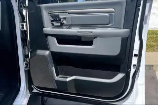 Ram 1500 2018 4x4 Big Horn 4dr Quad Cab 6.3 ft. SB Pickup