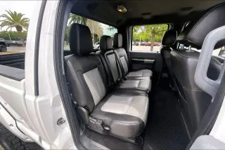 Ford F-250 Super Duty 2014 4x4 King Ranch 4dr Crew Cab 6.8 ft. SB Pickup
