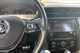 Volkswagen Passat 2021 R-Line 4dr Sedan