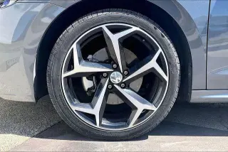 Volkswagen Passat 2021 R-Line 4dr Sedan