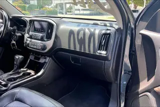 GMC Canyon 2018 4x4 SLT 4dr Crew Cab 5 ft. SB