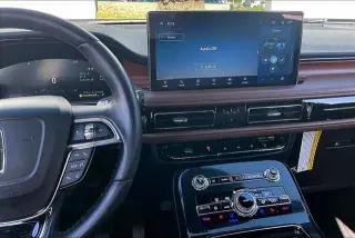 Lincoln Nautilus 2022 AWD Reserve 4dr SUV