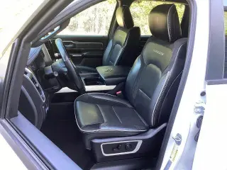 Ram 1500 2019 4x2 Laramie 4dr Crew Cab 5.6 ft. SB Pickup