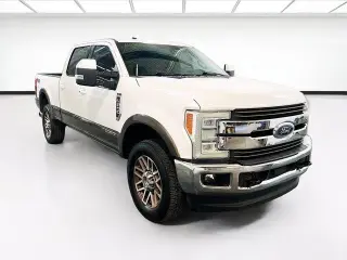 Ford F-250 Super Duty 2017 4x4 King Ranch 4dr Crew Cab 6.8 ft. SB Pickup