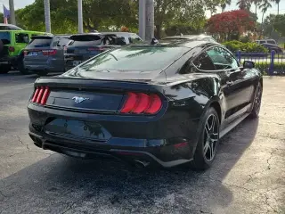 Ford Mustang 2022 EcoBoost 2dr Fastback
