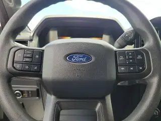 Ford F-150 2024 4x2 STX 4dr SuperCrew 5.5 ft. SB