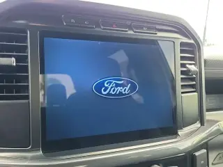 Ford F-150 2024 4x2 STX 4dr SuperCrew 5.5 ft. SB