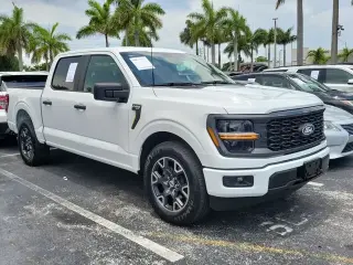 Ford F-150 2024 4x2 STX 4dr SuperCrew 5.5 ft. SB