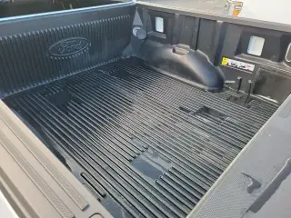 Ford F-150 2025 4x2 STX 4dr SuperCrew 5.5 ft. SB