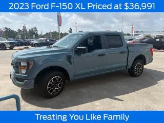 Ford F-150 2023 4x2 XL 4dr SuperCrew 5.5 ft. SB
