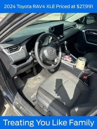 Toyota RAV4 2024 XLE 4dr SUV