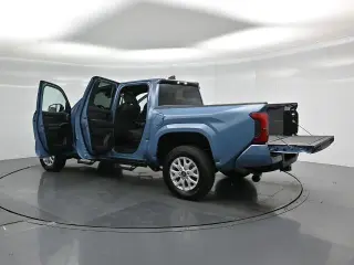 Toyota Tacoma 2026 4x4 TRD Sport 4dr Double Cab 6.1 ft LB