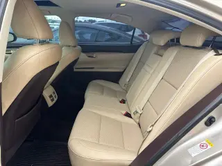Lexus ES 350 2017 4dr Sedan