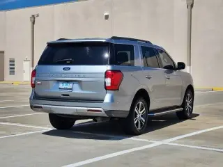 Ford Expedition 2023 4x2 XLT 4dr SUV