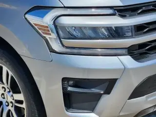 Ford Expedition 2023 4x2 XLT 4dr SUV