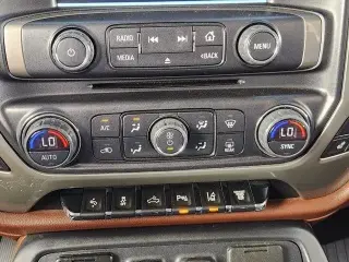 Chevrolet Silverado 2500HD 2019 4x4 High Country 4dr Crew Cab SB