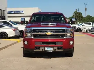Chevrolet Silverado 2500HD 2019 4x4 High Country 4dr Crew Cab SB