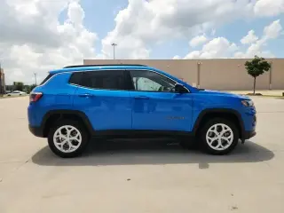 Jeep Compass 2024 4x4 Latitude 4dr SUV