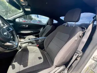 Ford Mustang 2016 V6 2dr Fastback