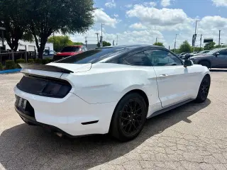 Ford Mustang 2016 V6 2dr Fastback