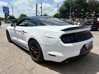 Ford Mustang 2016 V6 2dr Fastback