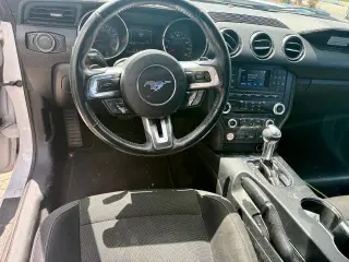 Ford Mustang 2016 V6 2dr Fastback