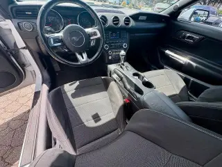 Ford Mustang 2016 V6 2dr Fastback