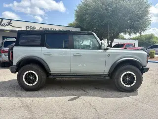 Ford Bronco 2021 4x4 Badlands Advanced 4dr SUV