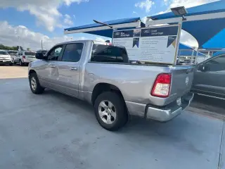 Ram 1500 2020 4x2 Big Horn 4dr Crew Cab 5.6 ft. SB Pickup
