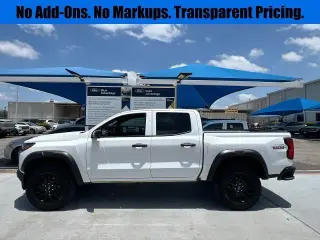 Chevrolet Colorado 2025 4x4 Trail Boss 4dr Crew Cab 5 ft. SB