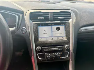 Ford Fusion Hybrid 2018 SE 4dr Sedan
