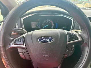 Ford Fusion Hybrid 2018 SE 4dr Sedan
