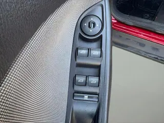 Ford Focus 2013 SE 4dr Hatchback