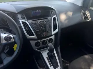 Ford Focus 2013 SE 4dr Hatchback